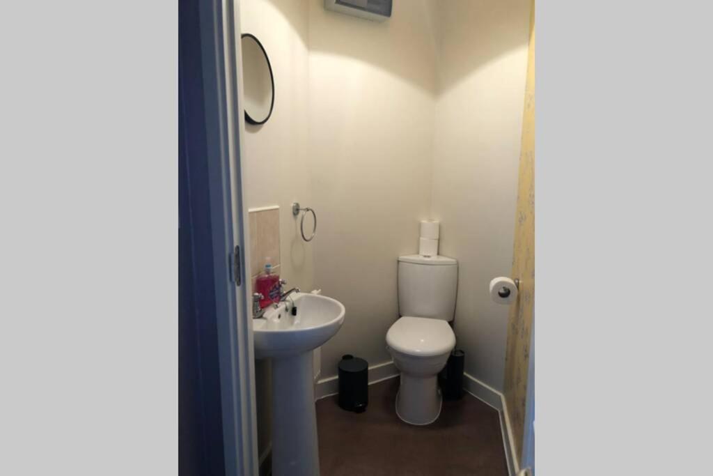 Dudley House **Staycation & Contractors** Sleeps 7 Tipton Zewnętrze zdjęcie