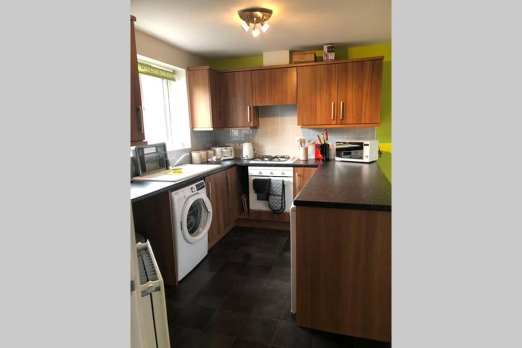 Dudley House **Staycation & Contractors** Sleeps 7 Tipton Zewnętrze zdjęcie